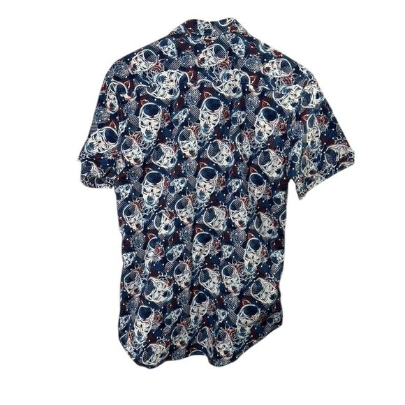 Robert Graham Classic Fit Blue SKULL Print Short Sleeve Button-Up Shirt Medium - Picture 6 of 7